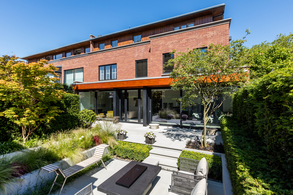 We're often asked about the golden rules for #selfbuild projects. Here are our top tips for those just starting out on a self build project bit.ly/3MKZL9m #granddesign