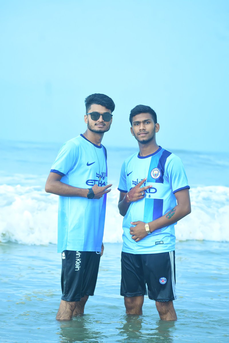 mdebrahim5c's tweet photo. এই সাগর পারে আইসা আমার মাতাল মাতাল লাগে https://t.co/y28oWBCHqX