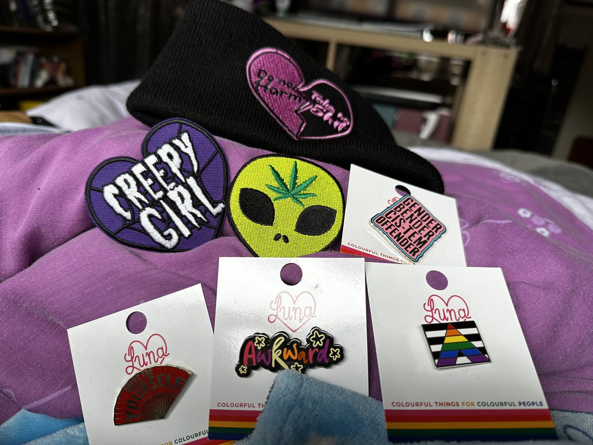 silentstormin's tweet photo. @LunaAfflecks so happy with the bits and bobs I’d bought for myself and one of my kids that arrived today. Kid is still at work so hasn’t seen theirs yet! Between the “do no harm/take no shit” beanie, awkward, dress for yourself and ally pins and my FCK Normal tshirt I felt… https://t.co/QQYcyLLLcm