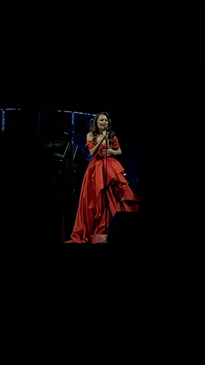 Can’t even explain how incredible <a href="/SamanthaBarks/">Samantha Barks</a> was last night, cried throughout the show and on the way home 😭❤️ can’t wait for the next one and can’t wait to see you again in <a href="/frozenlondon/">Frozen The Musical</a>
