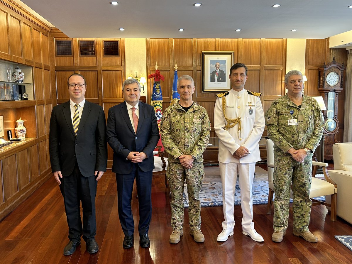 Paid a courtesy call to General José Nunes da Fonseca, Chief of Staff of PT Armed Forces. Held a friendly conversation on bilat. matters &amp; issues of mutual concern. Committed to further improve mil-to-mil contacts. Thanked him for the cordial welcome &amp; fruitful cooperation.🇹🇷🇵🇹