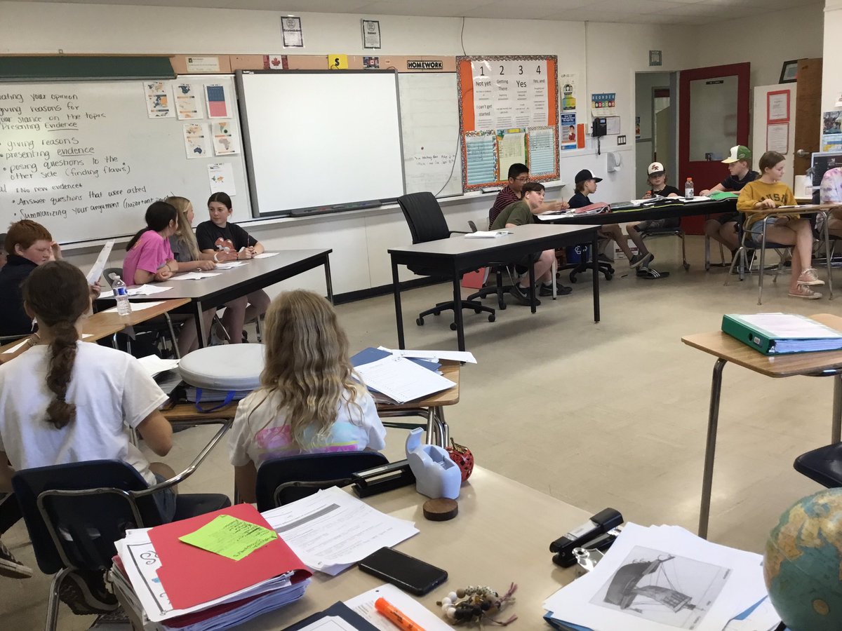 ECS Room 13 tweet media