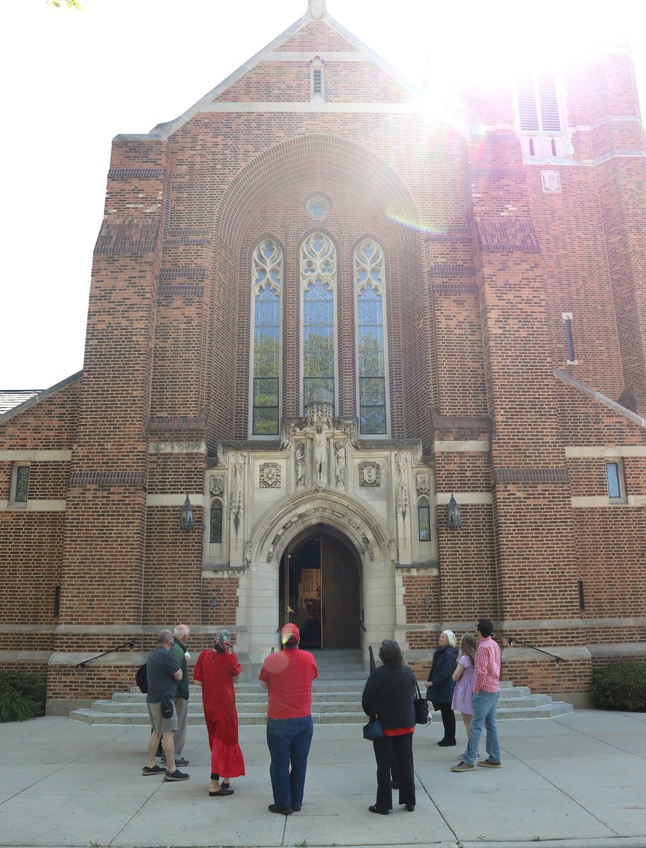 StGregoryHall's tweet photo. We had a great group for our tour of the art and architecture of St. Gregory the Great Catholic Church led by our artist-in-residence Sarah Crow! Thanks to Catholic Church Tours for co-organizing.

@MMoGChicago #catholicchicago #churchtours #sacredarchitecture #sacredart https://t.co/dGiX1HTeb0