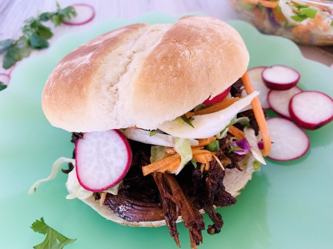 genabellrecipes's tweet image. Stove Top Pulled Chicken Sandwiches with Asian Flavors! It’s a quick and easy meal using leftover chicken or rotisserie chicken. Enjoy!! 

genabell.com/stove-top-pull…

#ChickenSandwiches #PulledChicken #Leftovers #MealsinMinutes #Recipes