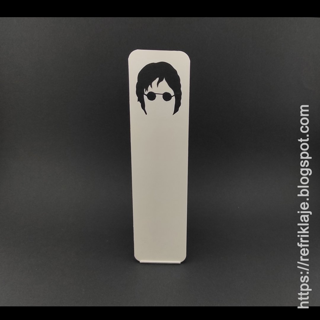 'I hope someday you'll join us, and the world will be as one'. 🤓🥰

#johnlennon #imagine #bookmarks #marcapáginas #hechoamano #handmadebyme