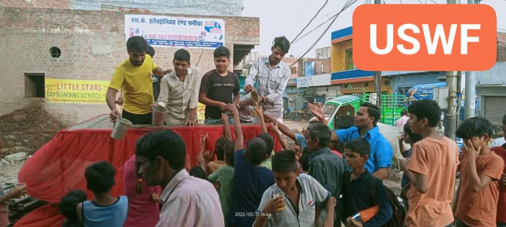 UswfNgo's tweet photo. आज #उद्देश्य_एक_सेवा_वेलफेयर_फाउंडेशन के वॉलिंटियरो के द्वारा एकादशी के शुभ अवसर पर आगरा जिले के नरायच में पर शरबत वितरण किया गया जिसमें संस्था के धीरज सिकरवार शिवम पण्डित का बहुत बहुत धन्यवाद
#uddeshya_ek_seva_welfare_foundation #ngoagra #UWSF #agrango #donate #up #help #Agra https://t.co/SVJTXdJrr1