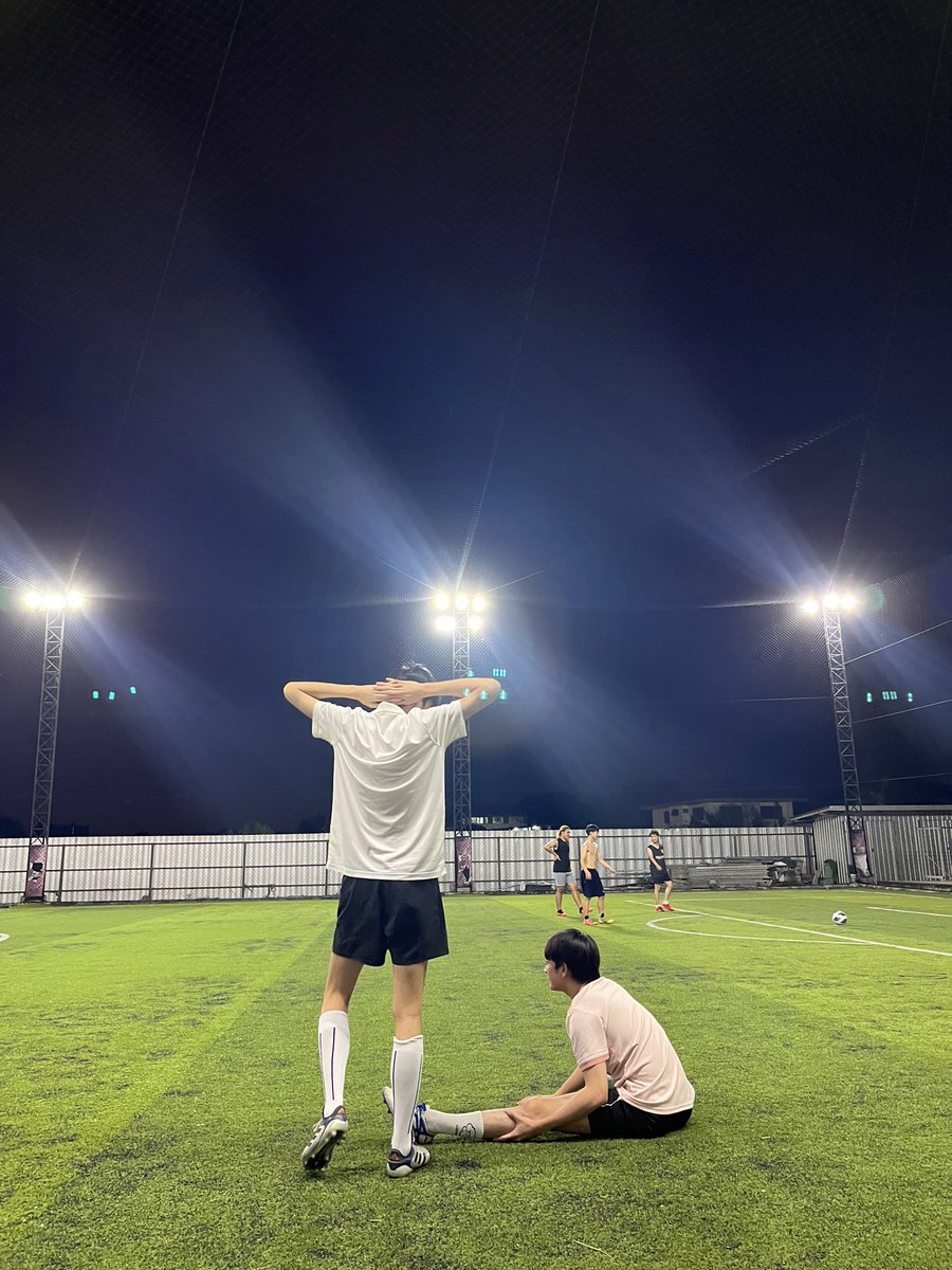 osuaro2's tweet photo. แค่ยืดก็เหนื่อยละอะ https://t.co/Z7CMCbqjkO