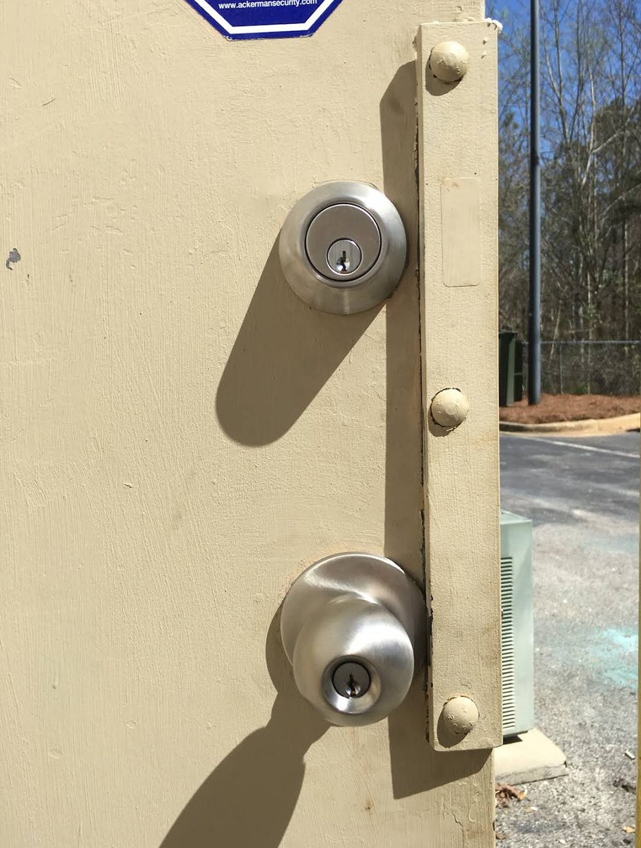 7mondaysL's tweet photo. Contact 7Mondays Locksmith for the best lock installation in Atlanta, GA!  https://t.co/cZ2HNSY2kq 404-704-6530
.
.
#AtlantaLocksmith #AtlantaLocksmithService #LocksmithinAtlanta #LocksmithNearMe #LockInstallation https://t.co/awh2P9Hd9j