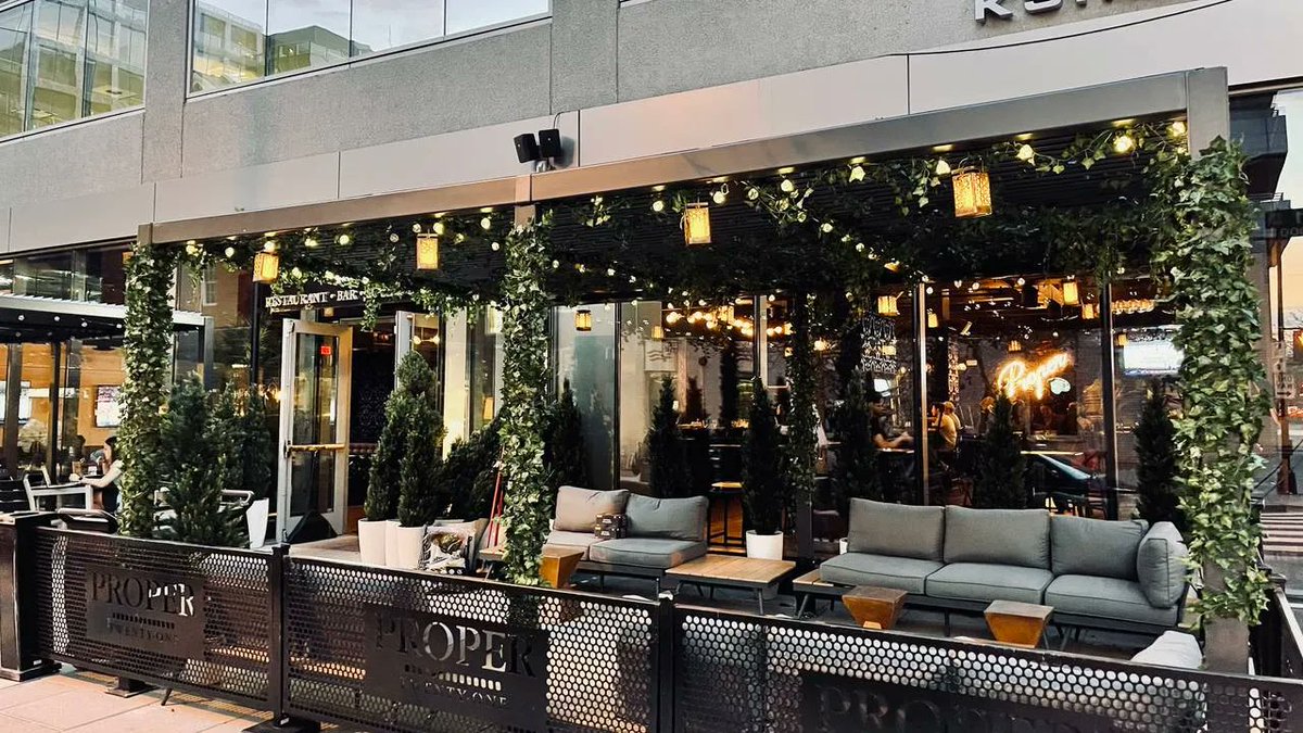 CFASocietyDC's tweet photo. 🤝🏽 Come kick off the start of the summer with CFAW friends over Happy Hour for hosted appetizers and drinks as we come together to network.

📍 Meet us at Proper 21 on K Street, NW, in Washington, D.C. We look forward to seeing you on June 8th!

🔗 https://t.co/W5aVlv9Yzc https://t.co/adCKPziVxE
