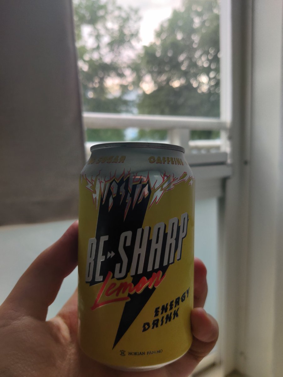 Nksu_'s tweet image. Kiitos @ExenEsports ja @NokianKeisari juomista

#BeSharp #besharpnotsmart