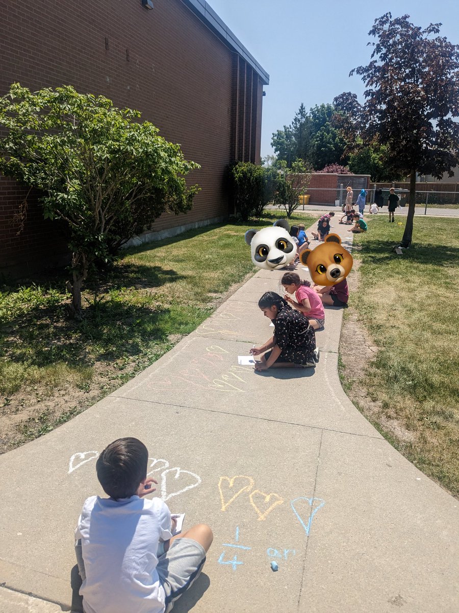 Mrs Harper tweet media