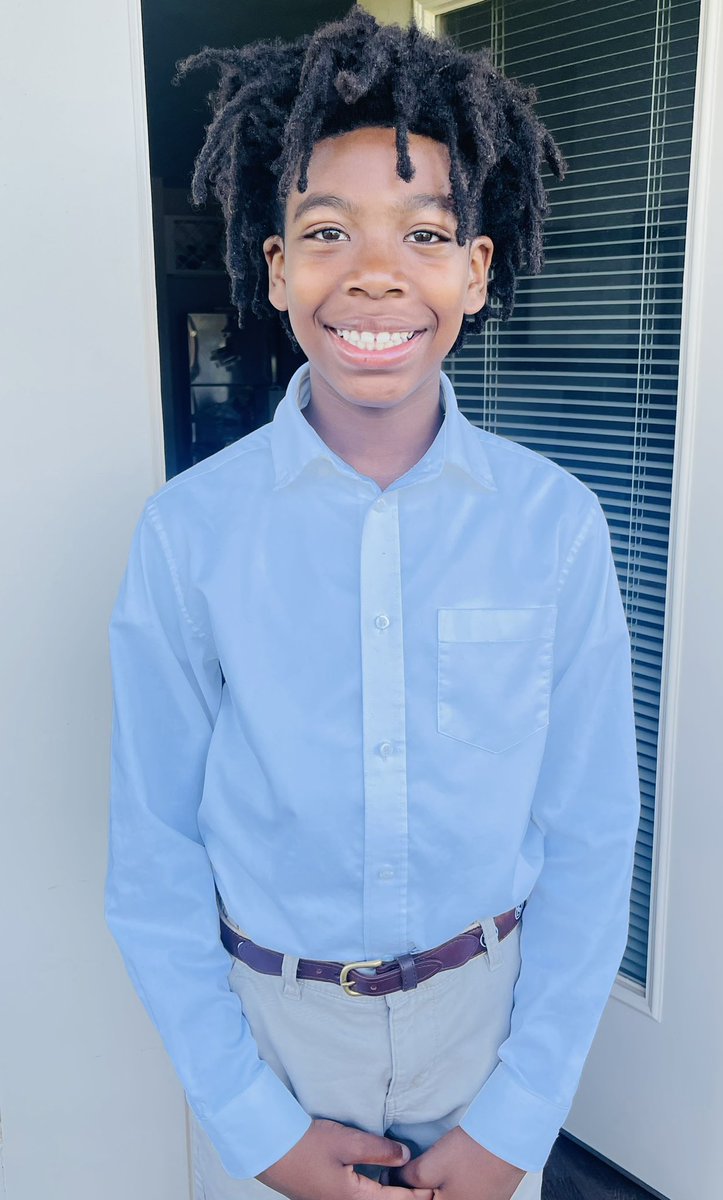RSLeadtoAchieve's tweet image. Happy last day of 5th grade to my favorite person! 🥰 I’m so proud of you, #SONshine! You’re such a good and kind human being. 🥰🥰🥰#LastDayofSchool #MyBubba #2023