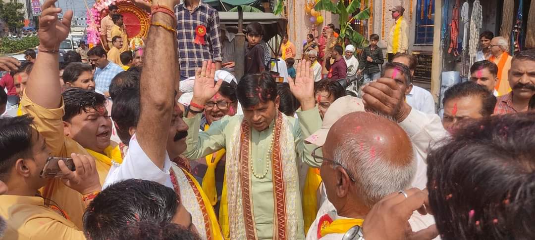 tejendrabjp's tweet photo. सिद्धपीठ श्री विश्वकर्मा धाम शामली पर प्राण प्रतिष्ठा समारोह के पुनीत अवसर पर आयोजित शोभायात्रा का हरी झंडी दिखाकर शुभारम्भ किया। https://t.co/oQT1BbBQTR