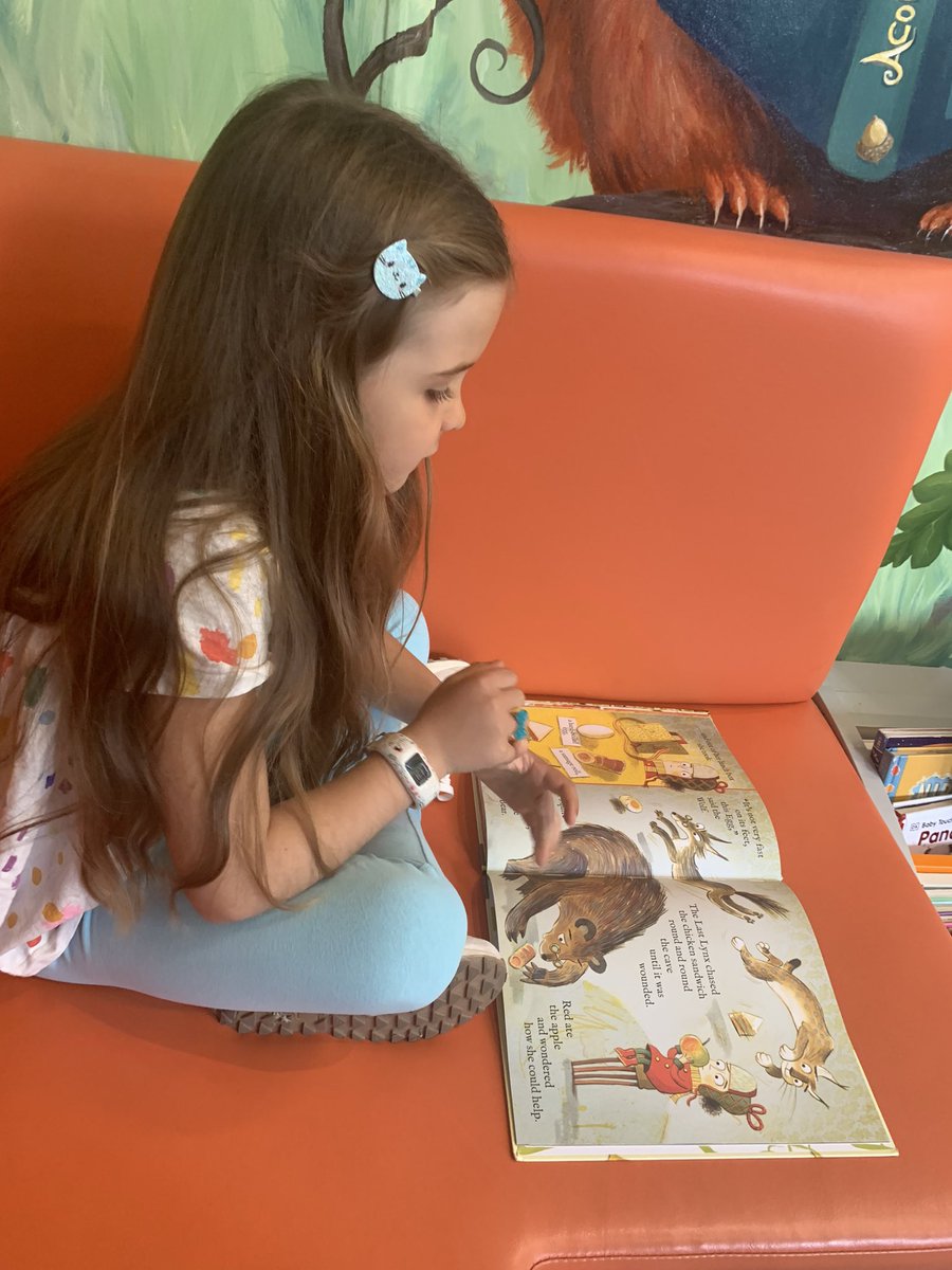 Theresa_May_PhD's tweet photo. You know what’s better than replying to argumentative tweets on here?
This, this a million times better!
I’m so proud 💗
#lovetoread #booksarethebest #malvernlibrary #spaceforall https://t.co/9mc3LOtbbe