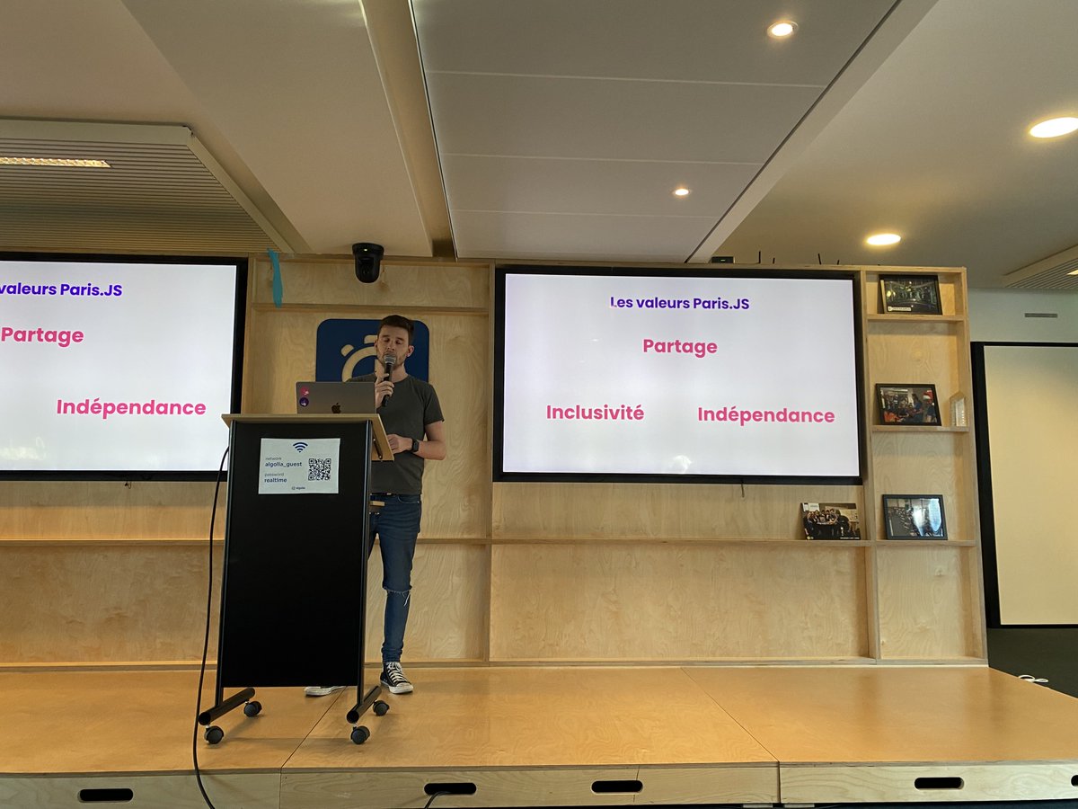 Paris.JS tweet media