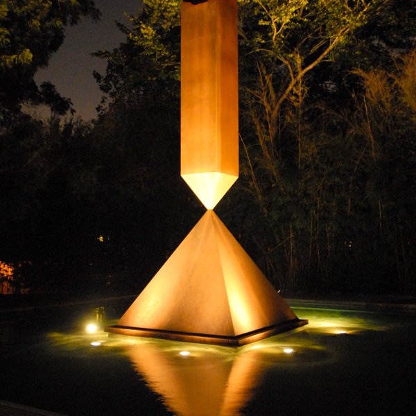 A secular place of worship created by one of the pioneers of American Expressionism, the Rothko Chapel is a unique blend of spiritual and aritistic ideals.

Find out more in our blog post: citydays.com/places/rothko-…

#Houston #Texas #Amazing #Rothko #Art #Spiritual #RothkoChapel