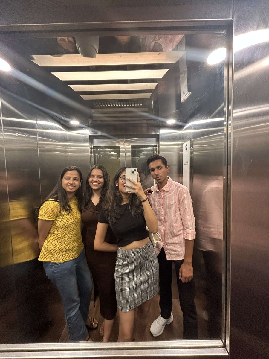 wannabeyourz_'s tweet photo. day 74:
groot: i love you guys🥺❤️
#100happydays https://t.co/s45JmGxTJb