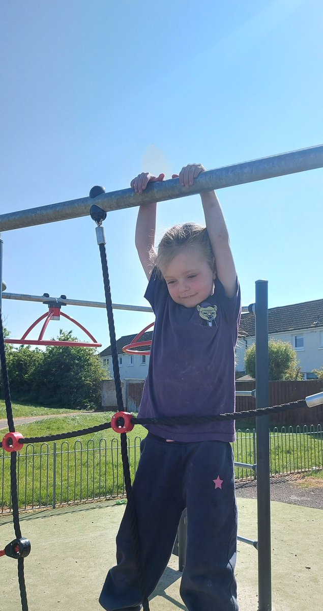 TtNfTt_NFT_1's tweet photo. At the park with the youngest cubs right after nursery rocking their cubs t-shirts #theyrock #myworld #awesome 🧙♂️🙏💙🔥🔥🔥 https://t.co/XYxV4YFxPC