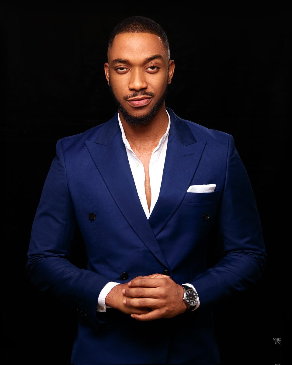 LexanPeters's tweet photo. Hey Guys! 🤭
Say hello, to the New face of Zaron 2023 @ZaronCosmetics @SkinbyZaron Male Category. We won fam!!! #Zaronman #lexanthebeaut #faceofzaron2023 #kforce ❤❤❤❤❤❤❤ https://t.co/ILlcf2bQ2s