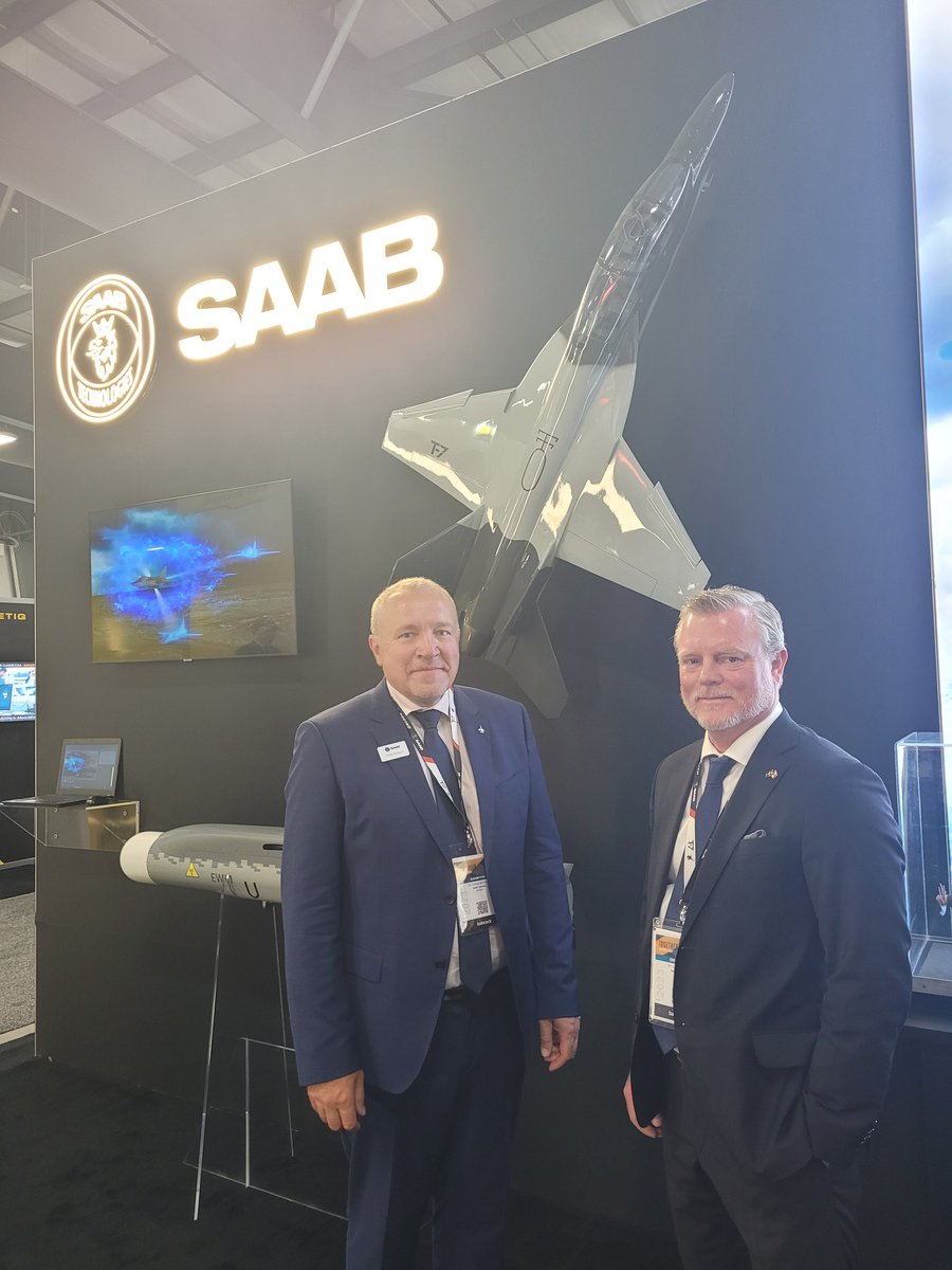 It's been a busy start to #CANSEC2023. Our T-7 experts Lars and Thomas are ready to answer all your questions about trainer jets. #saabinthesky