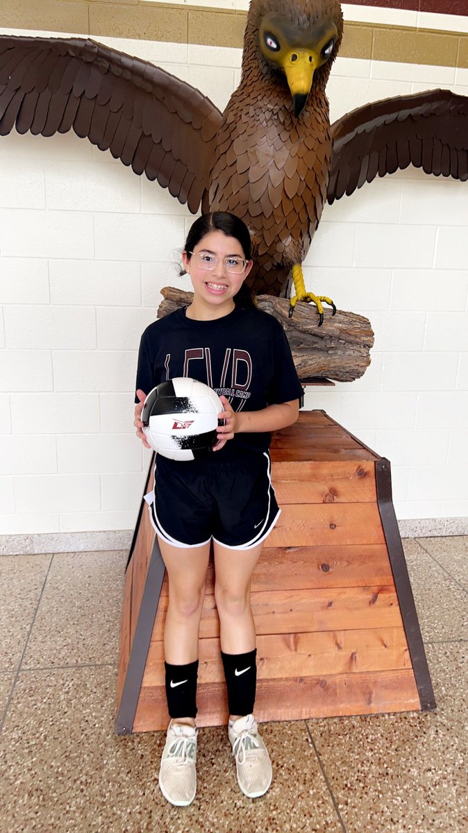 MrsSRodriguez1's tweet photo. Thank you to @LFHSGirlsVBALL for allowing our kiddos to learn and grow this summer! Sydney’s love for the game continues to grow! #futurefalcon https://t.co/3soxEFQzrI