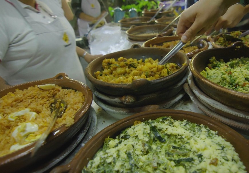 iCowVideo's tweet image. Or team and @CostaVida embarked on a journey to capture the essence of the “Avocados” spot in the beautiful city of Morelia, Mexico.

Full blog: icow.tv/costa-vida-mex…

Visit icow.tv for more info. #videoproduction