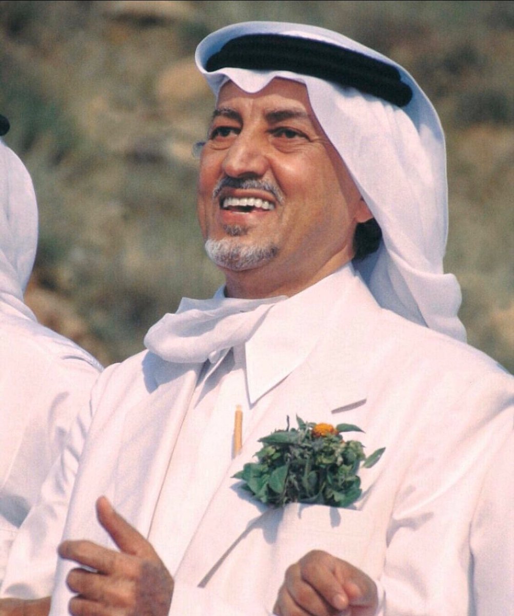 للطيّب فرصة وإن تعدّت تعدّت
وللنفس عزة لاكرهت شيء صدّت..

-الأمير خالد الفيصل.