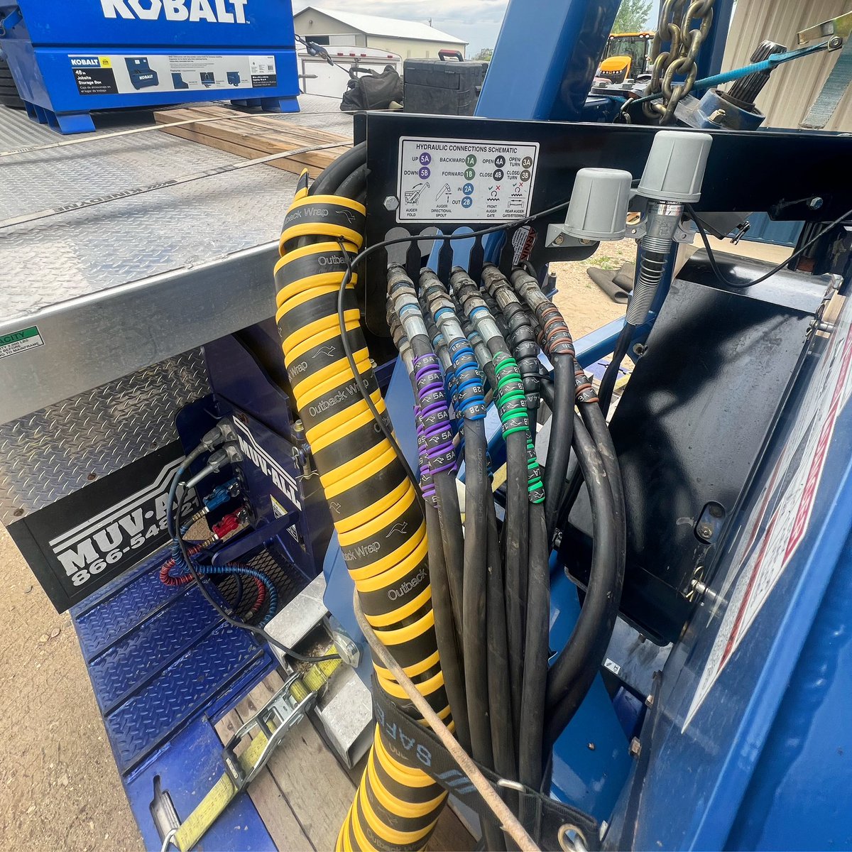 OutbackWrap's tweet photo. Mother Bin is looking good all hooked up!
#makehookingupeasy #outbackwrap #motherbin #plant23 #trucking #hydraulichoselabels https://t.co/IX17RhbARt