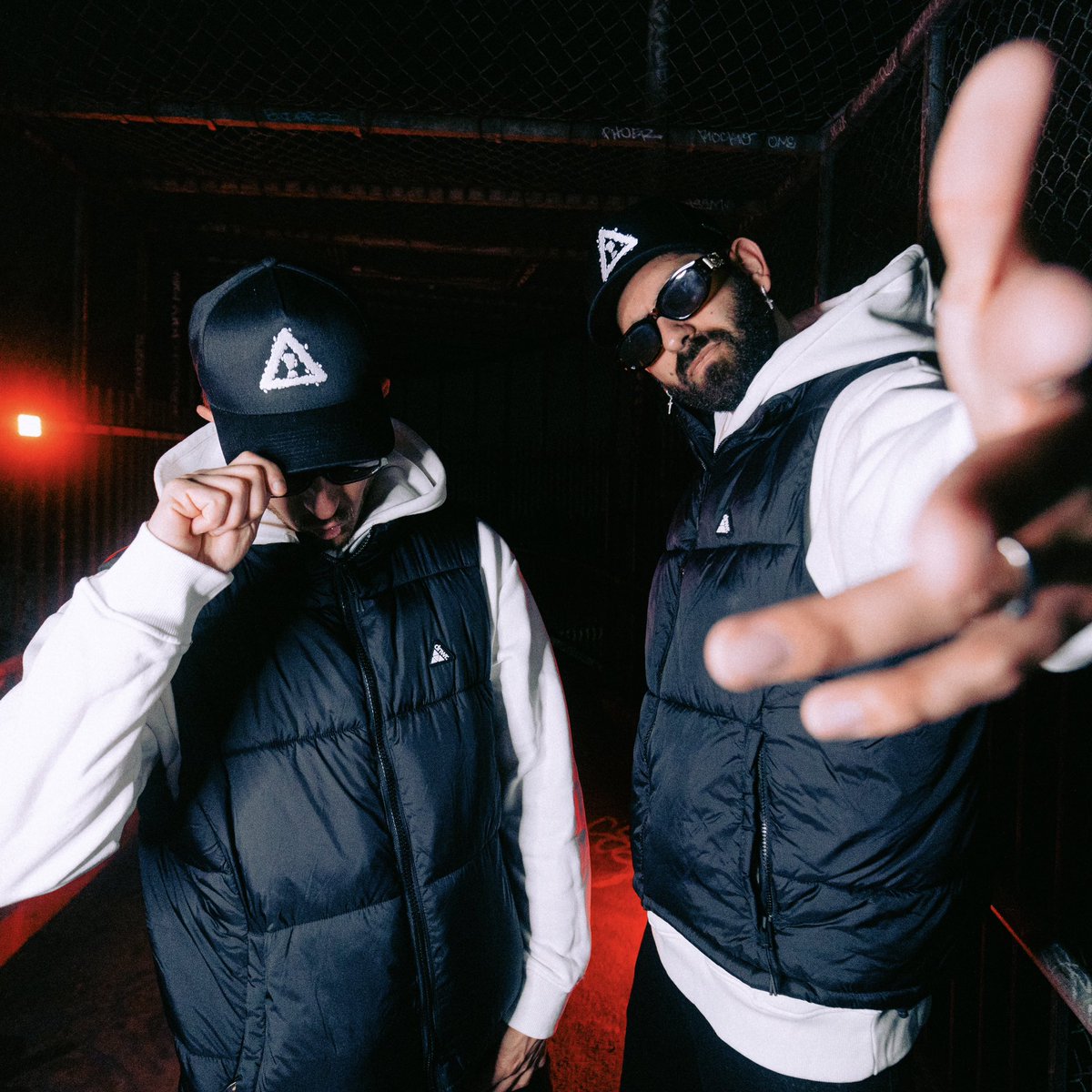 TRXGGX's tweet photo. ALMOST TIME… ⚠️🔫
#SIDE2SIDE https://t.co/3UoYbSOu4x