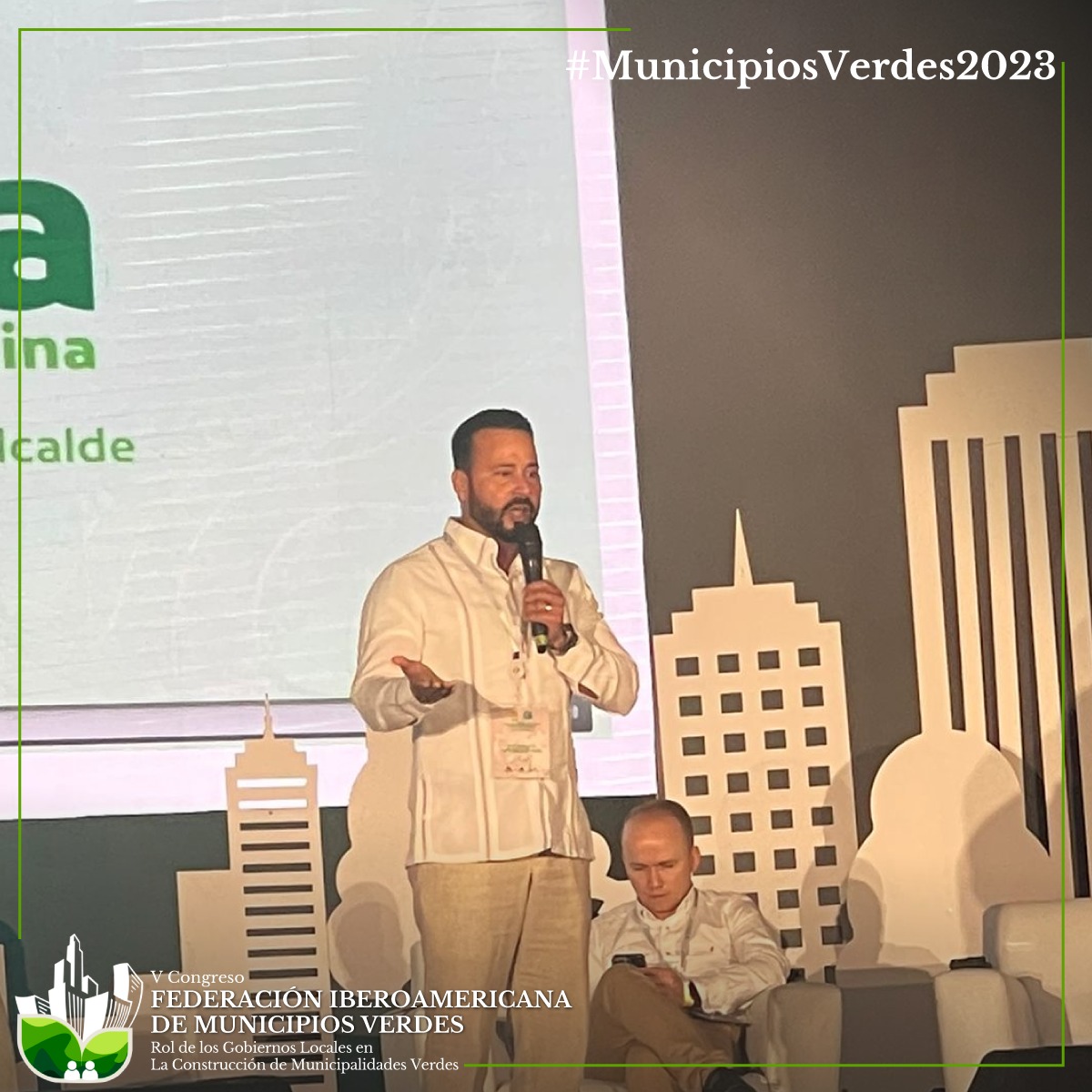 "Los gobiernos tienen éxito cuándo ponen herramientas en los municipios y sus representantes". <a href="/luisjavierPR24/">Luis Javier “Javy” Hernandez</a>
Alcalde Avancino de Villalba y Presidente de la Asociación de Alcaldes de Puerto Rico. 🇵🇷

#MunicipiosVerdes2023 ☘🌱
@fedodimrdofi 
<a href="/FEDODIMRD/">FEDODIM RD</a>