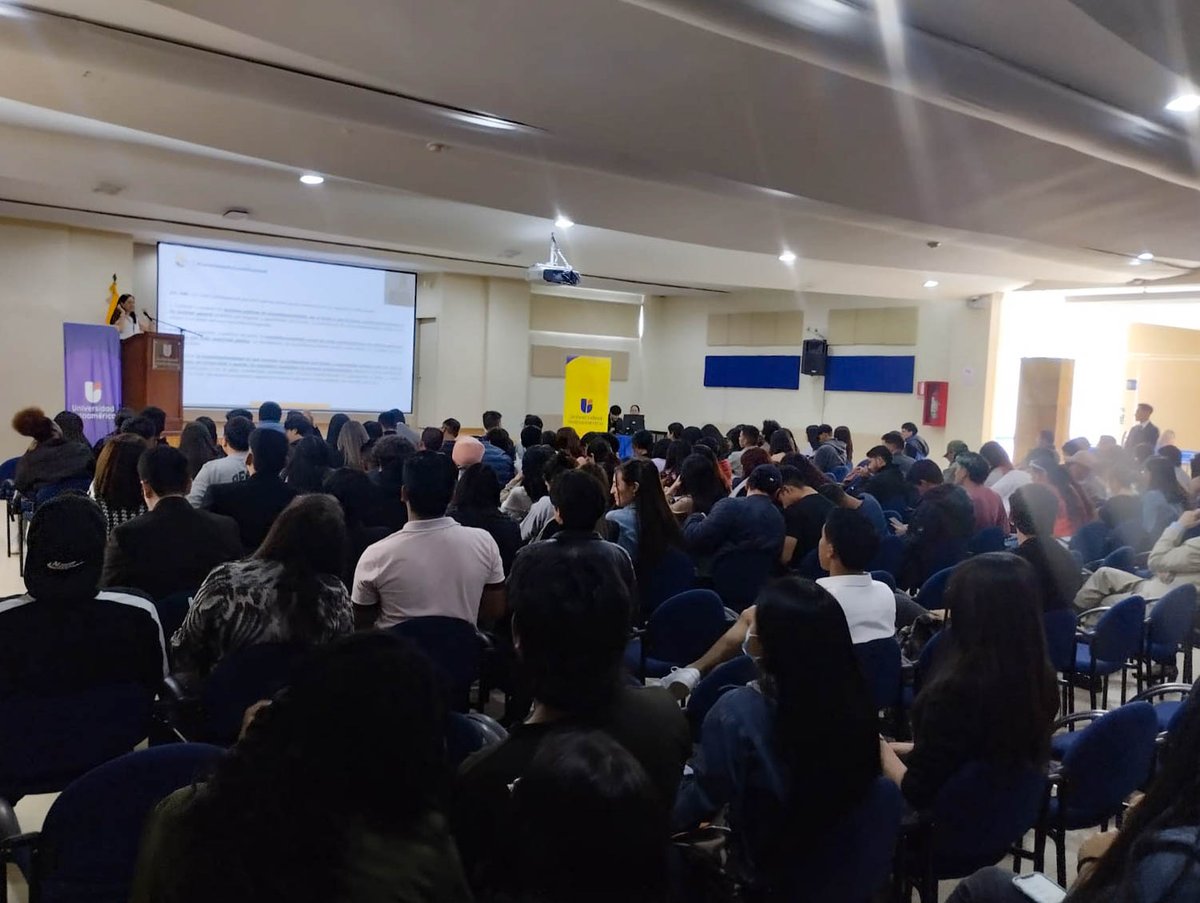 Uni_Indoamerica's tweet photo. 🗣️Se lleva a cabo desde la sede Quito los "Talleres de Lectura de Sentencias y Justicia Constitucional" con el apoyo de @CorteConstEcu y la participación de #docentes de la facultad de #Jurisprudencia y #CienciasPolíticas y #académicosextranjeros. 💡⚖️ https://t.co/YpXH79RDQL