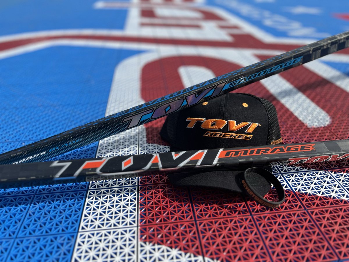 TOVIHockeyy's tweet photo. Support your inline hockey game!🏒💥

#everyshotmatters 

Build your stick today at https://t.co/2YxAybxubX

Available soon at @IceWarehouse 🤩

#tovihockey #diamondaireblade #inlinehockey #rollerhockey #icehockey #hockey #playhockey #tovi #everyshiftmatters #icewarehouse https://t.co/6iVn4yjDNL