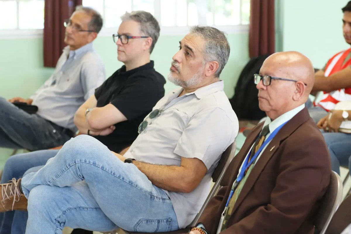 Representantes del <a href="/coneppanama/">Consejo Nacional de la Empresa Privada</a> manifestaron su interés de iniciar conjuntamente un plan piloto que permita contribuir en la formación de los estudiantes de la Escuela de Artes y Oficios, a fin de que logren su inserción en el mercado laboral con las respectivas competencias.