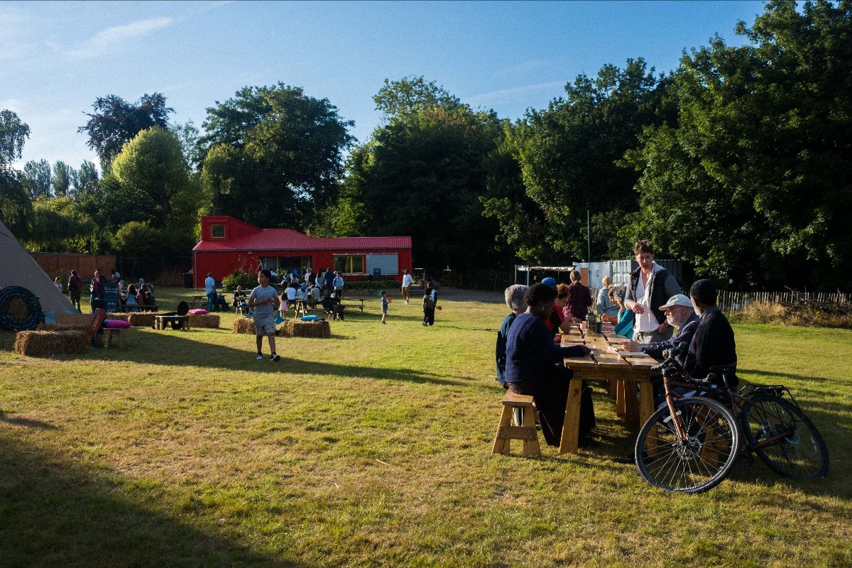 The Front Room tweet media