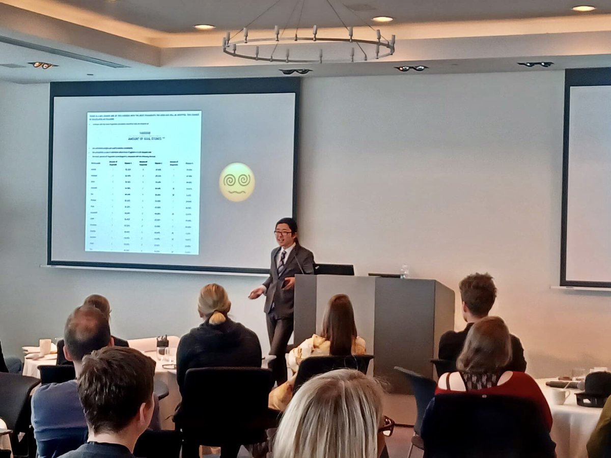 LeonXiaoY's tweet image. Thanks to @SnsuSorg and Johan Eklund (@LowImagination) for inviting me to give a keynote presentation on #LootBoxes and #Regulation at #SNSUS2023.

Featuring recent research w/ @pnewall, @RuneKristian, @tulliafraser &amp;amp; @L_L_Henderson.

Slides available via: osf.io/3ujy4/