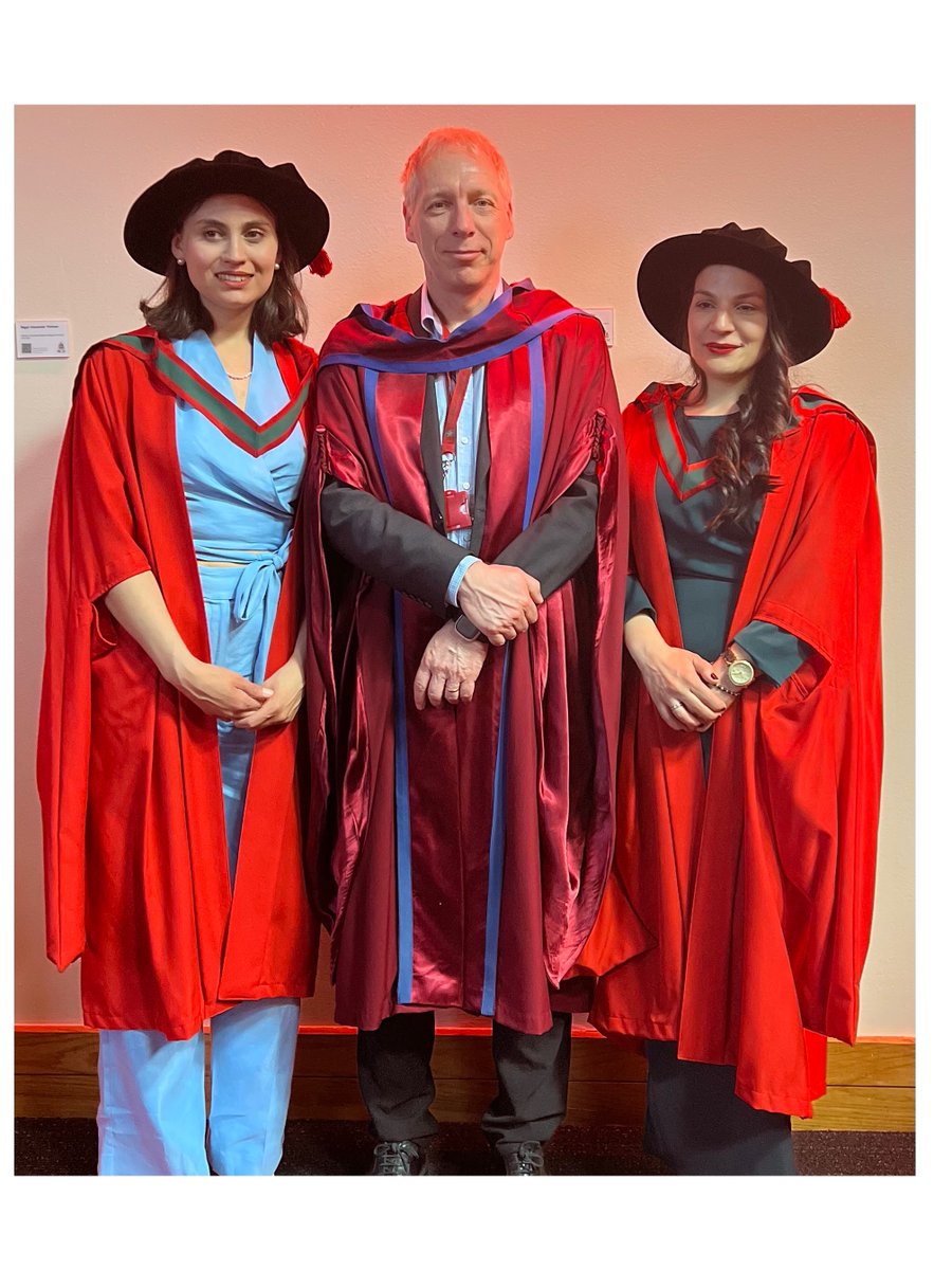 After a long absence from Twitter I am delighted to restart by congratulating Daniela and Smiljana to their (PhD) graduation yesterday. Well done! <a href="/ChemistryRCSI/">RCSI_Chemistry</a> <a href="/nanocarbproject/">NanoCarb</a> <a href="/sa_cryan/">Sally Ann</a>