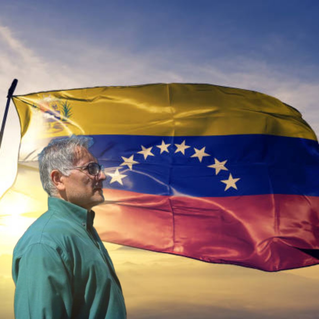 RedObrera's tweet photo. Vuelta a la Patria hermano @NicolasMaduro El regreso de nuestro camarada @JAriasPalacio traerá la unión monolítica de la clase trabajadora del país, su honestidad y sacrificio están más que demostrado. Contamos con usted camarada presidente. Juntos Venceremos. 
#ElSurRenace https://t.co/6lBaptXWJB