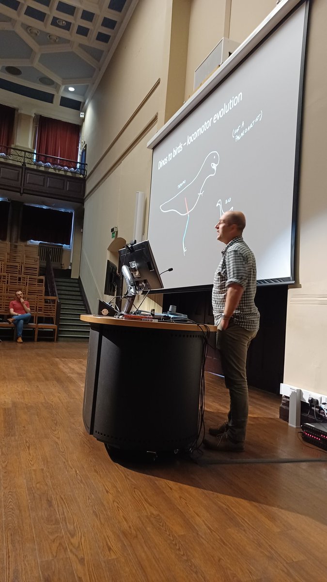 ProgPal2023's tweet image. Loving the palaeoart @peterfalkingham. Coming for @Sketchy_raptor&apos;s gig 😂

#ProgPal2023