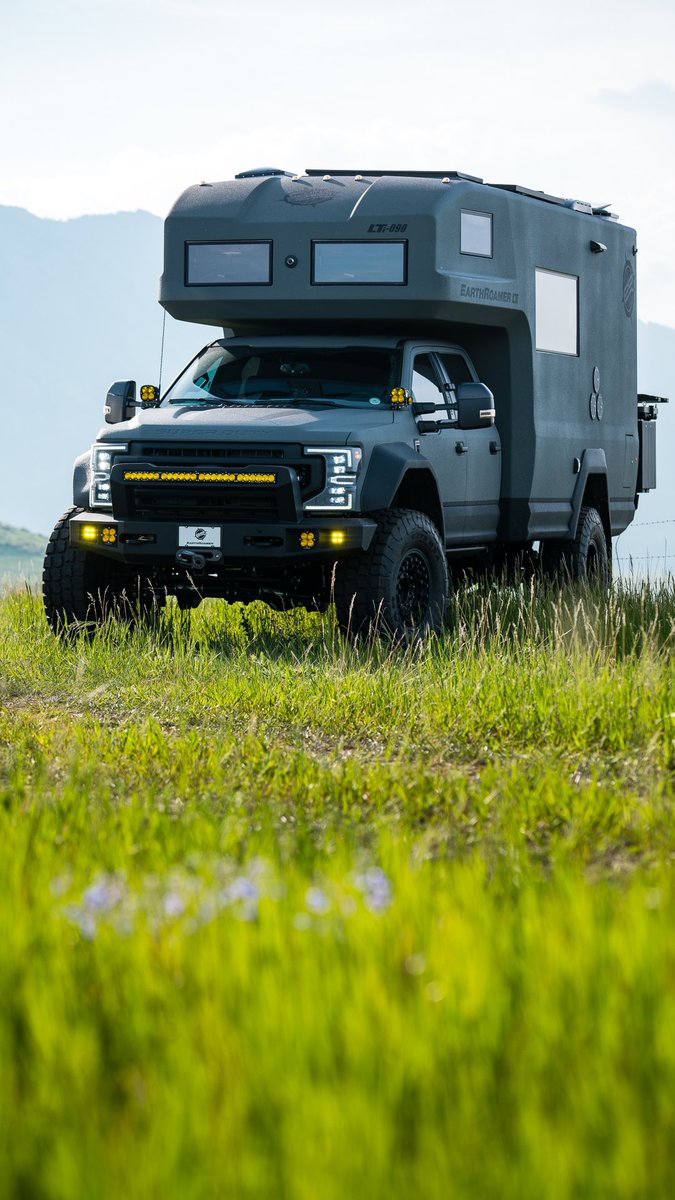 A few sneak peeks at a shoot I did recently for @EarthRoamer …the SX is priced at a whopping $1.1m and the LTI comes in at about $800k #overlanding #overlandexpo #earthroamer