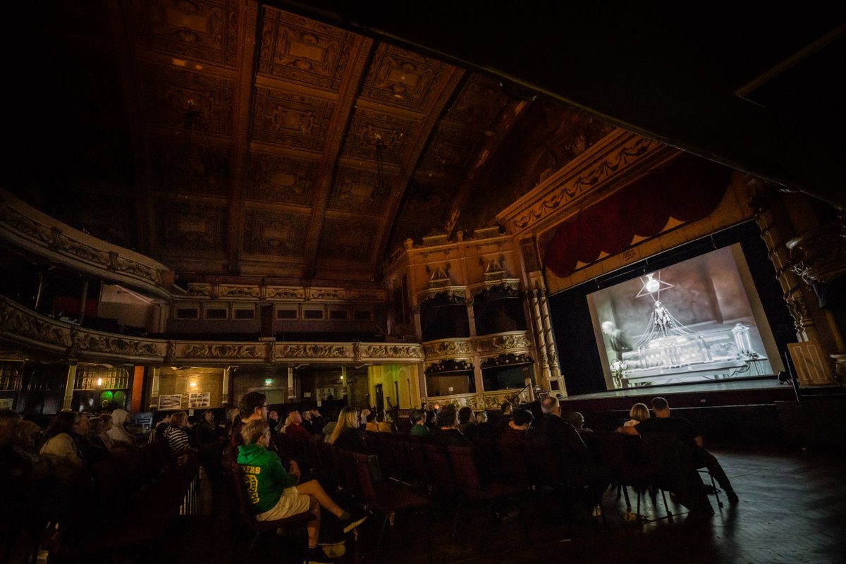 NorthernSilents's tweet photo. Great shots by @TimmCleasbyFilm from our screening of Metropolis with live music at the magnificent @MorecambeWG earlier this month.

We're looking forward to our next shows in Morecambe on Saturday 29th July: https://t.co/oWcEyJgyGg

#SilentFilm #LiveMusic #Morecambe https://t.co/fC7ihEO9S8