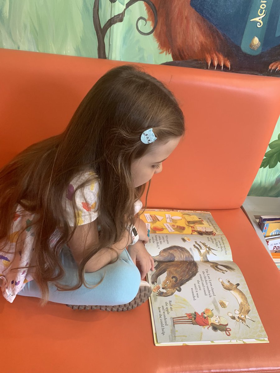 Theresa_May_PhD's tweet photo. @somerspark1jr Mrs Rendall, Meara wanted me to share what she found and read in the @MalvernLib today 😊❤️🐺
#TheLastWolf #lovetoread #malvernlibrary https://t.co/1tCur4H9wd