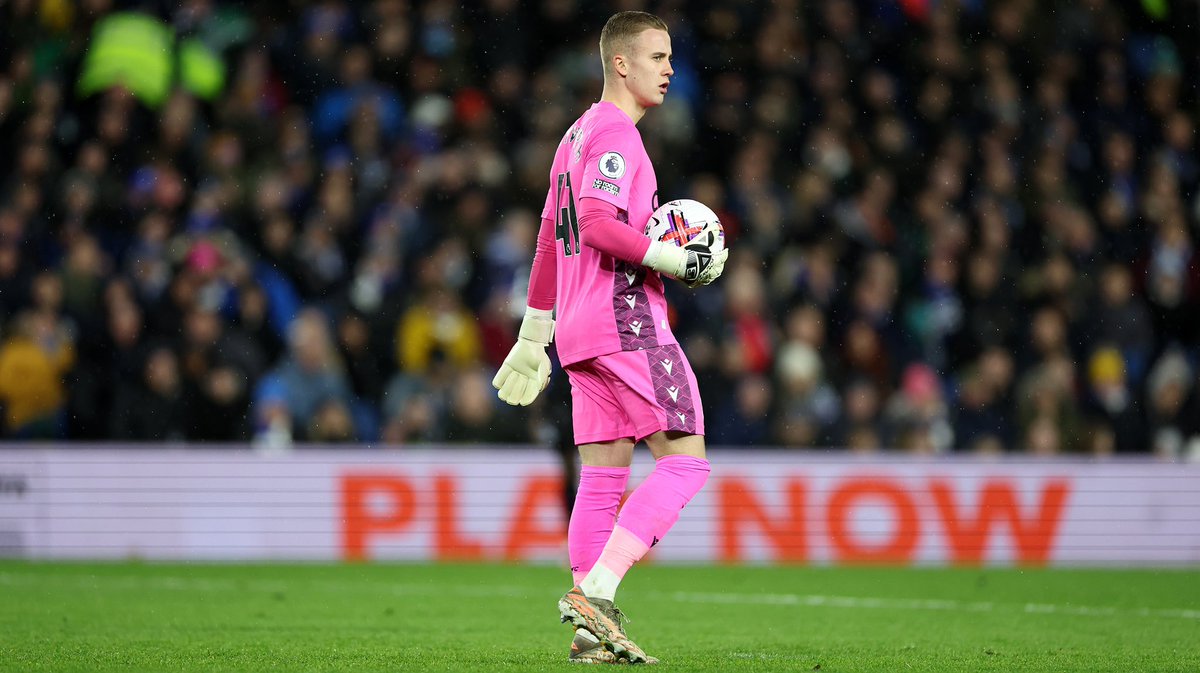 JoeWhitworth_1's tweet image. Been a season of massive highs and ways to improve but loved every minute of it😁 Making my Premier League Debut for this incredible club was an honour and dream come true for me and my family🧤 Thank you for all your support🦅 @CPFC