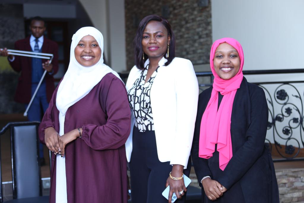 NCIC_Kenya's tweet photo. Earlier today #NCIC Vice Chair @wambuiNyutu graced the closing of @UcspakOfficial's three-day workshop with various stakeholders on the review of their strategic plan. She recognized their efforts &amp; collaborations with the Commission and channeled room for future partnerships. https://t.co/tomIPcgqMm