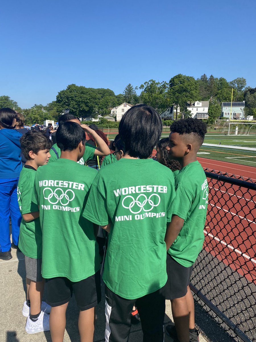 OCSIwps's tweet photo. Thank you to everyone that participated in @worcesterpublic elementary Mini Olympics today! So grateful to the PE staff for their guidance and support! Special thanks to all of our students athletes!! https://t.co/2dQdx3aQcX
