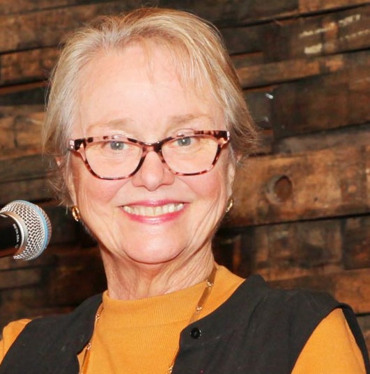 tomhailey's tweet photo. My May episode of Bluegrass Region Voices and Views is a conversation with Sylvia Lovely about Sharing the Stories of Our Lives. Listen with the audio player on the blog post linked to below or with your podcast app such as Apple Podcast or Spotify:

https://t.co/jgOvnsrO65 https://t.co/vLmelQpl6k