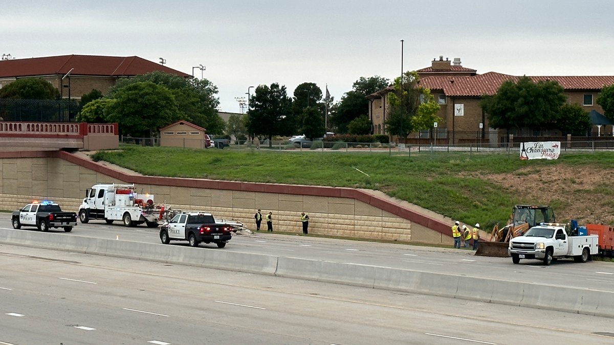 Teenager taken to hospital with severe injuries after she was struck by a car in #Lubbock: bit.ly/3ow2rjj #PedestrianSafety