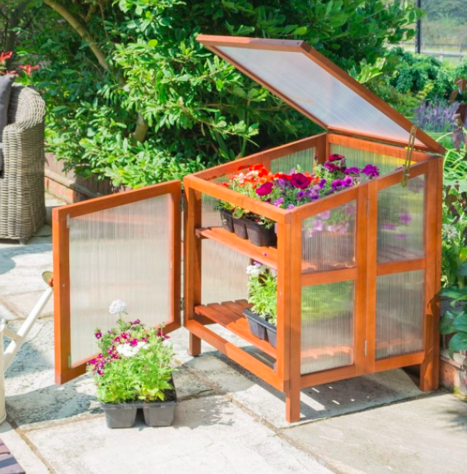 EdusentialsLTD's tweet photo. Planters and greenhouses are a great way of introducing children to gardening. 🪴
https://t.co/2GYQerM9So
#edusentials #outdoorclassroom #gardeningwithkids #eyfsoutdoors #eyfsoutdoorarea #eyfsoutdoorclassroom #eyfsoutdoorprovison #eyfsoutdoorenvironment https://t.co/HwiMjuWUvb