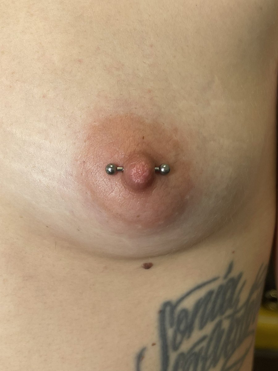 perlapiercer's tweet photo. Nipple freshhh 🤍 https://t.co/bjJgSLJiDP
