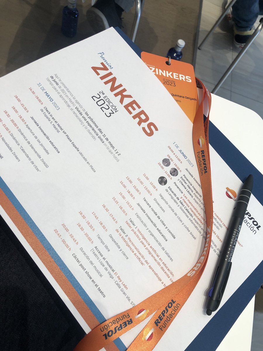 Comenzamos en #PremiosZinkers con <a href="/RrCathaysa/">Cathaysa Roque</a> Este comienzo de <a href="/justedues/">JustEDU</a>  promete 😊