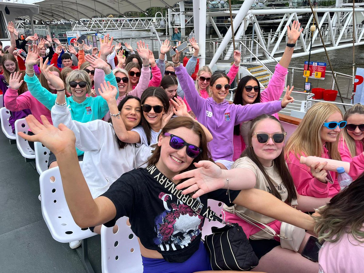 Fun on the Thames 🇬🇧 🛥️
